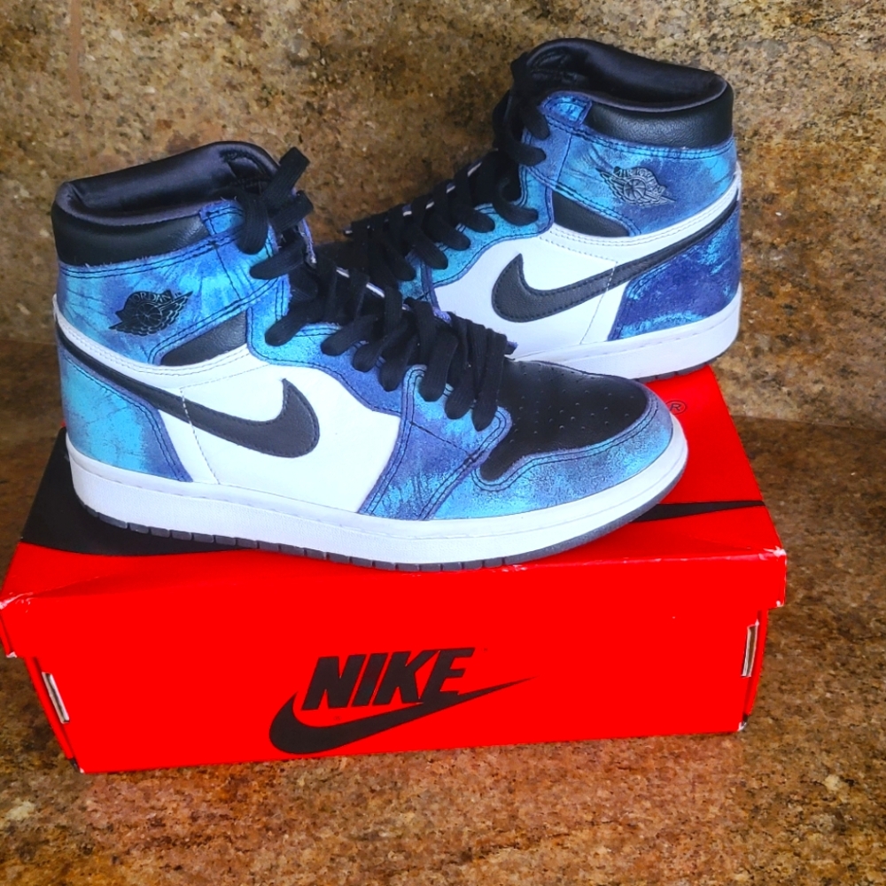 Woman's Nike Air Jordan 1 Retro High OG 'Tie-Dye'
